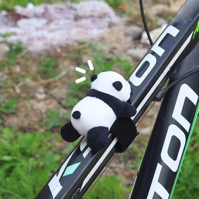 パンダ漫画ペンダント自転車装飾品ユニークなサイクリングアクセ - Mountain Biking Cartoon のレビューと価格